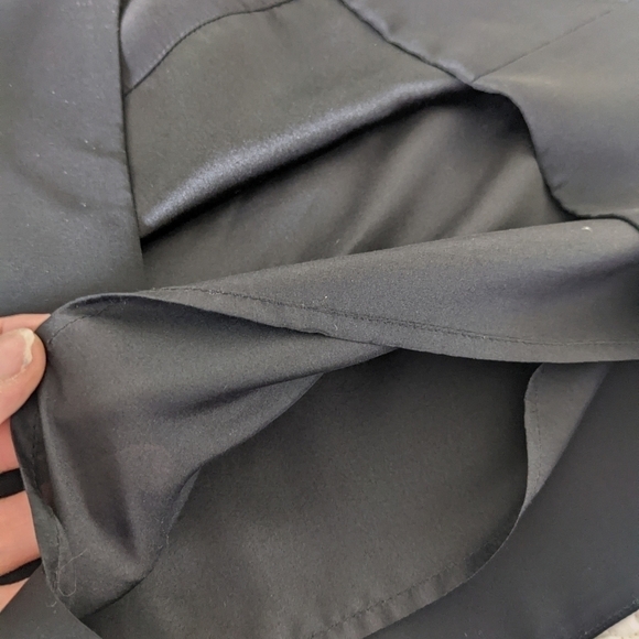 SILK Flutter Sleeve Low Back Black Midi Dress Keyhole S - Picture 13 of 15